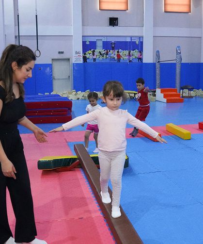 Tepebaşı’nda çocuklar jimnastik ile gelişiyor