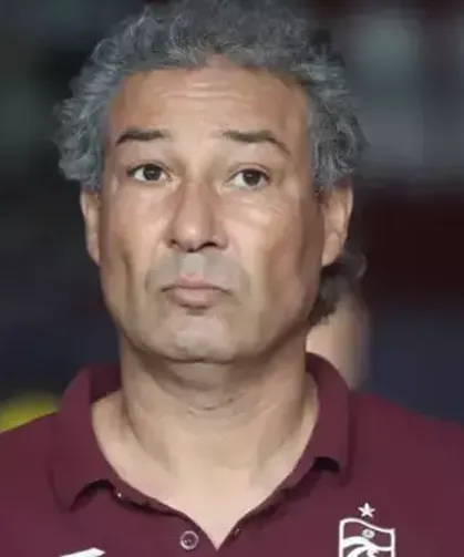 Efsane futbolcu Orhan Kaynak hayatını kaybetti