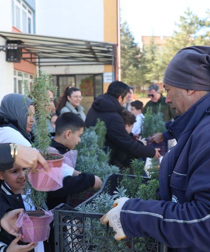 Öğrencilerin anlamlı talebine büyükşehirden destek