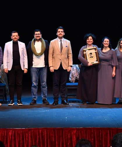 “Sen İstanbul’dan Daha Güzelsin” Balıkesir’de Seyirciyle Buluştu