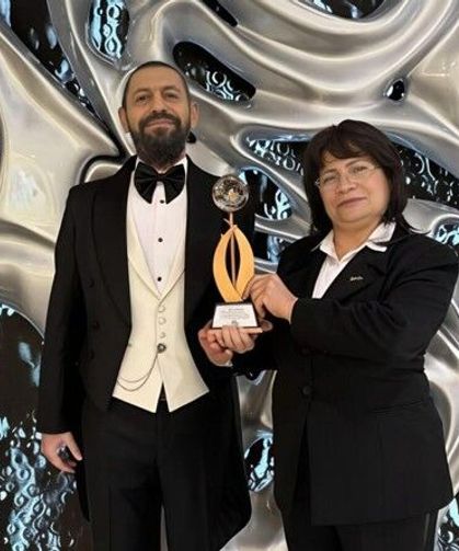 Yılın Barış İnsanı Ödülü Dünyaca Ünlü Yazar Akif Manaf’ın