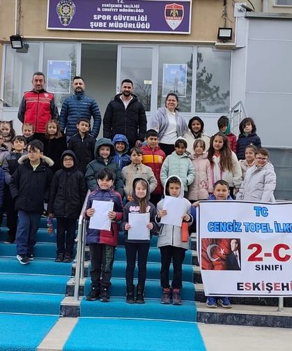 Minik Öğrencilerden Polis Haftası’nda Anlamlı Ziyaret