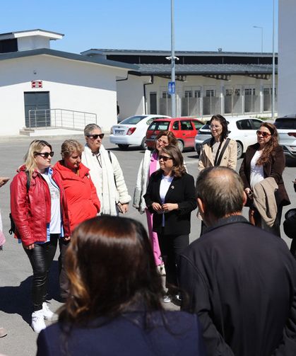 Muhtarlar, büyükşehrin örnek projelerini yerinde inceledi