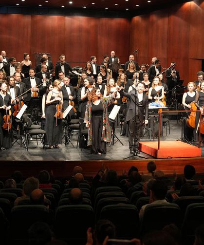 Senfoni orkestrasından muhteşem konser