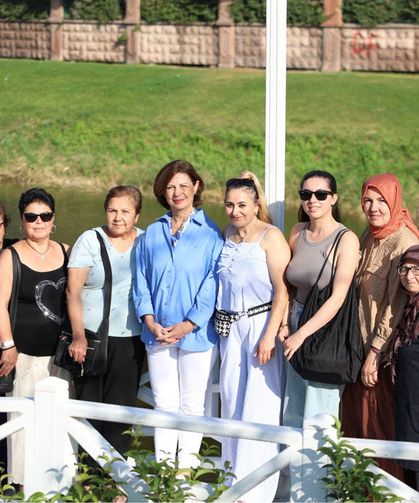 Başkan Ünlüce Kadınlarla İskele 26’da Buluştu