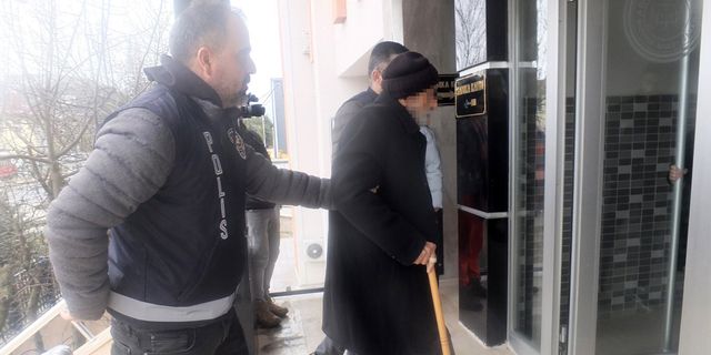 Karısını ve oğlunu öldüren 87 yaşındaki adam adliyeye sevk edildi