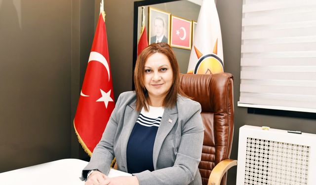 Özlem Ünalır  görevinden ayrıldı