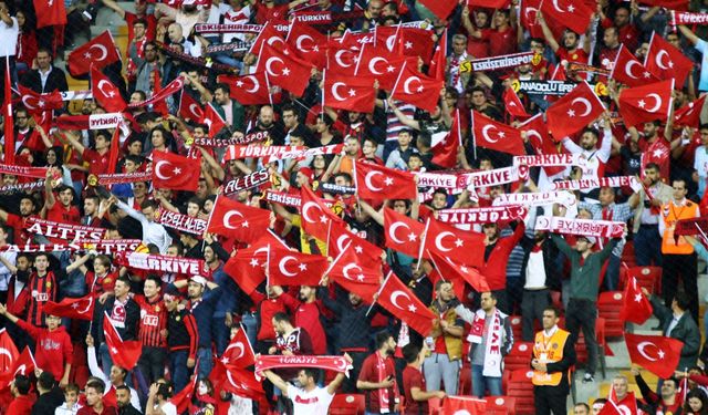 Türkiye - Ermenistan maçının biletleri satışa çıktı