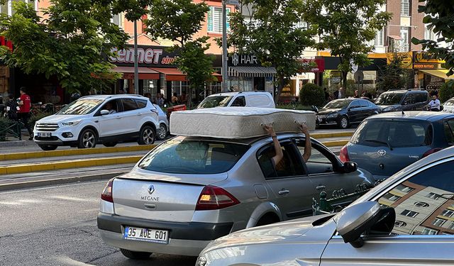 Öğrencilerden ilginç taşıma yöntemi şaşırttı