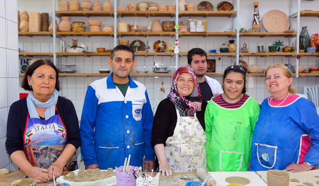 Sağlıklı yaş alma okulu ile  mutlu bireyler mutlu yaşam