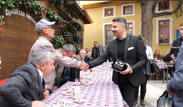 Başkan Yüzügüllü muhtarları unutmadı