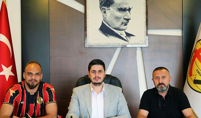 Eskişehirspor'dan kaleci transferi