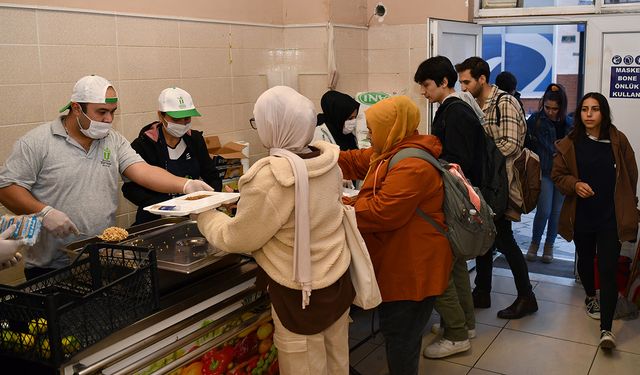 Öğrenciler yemek desteğinden çok memnun