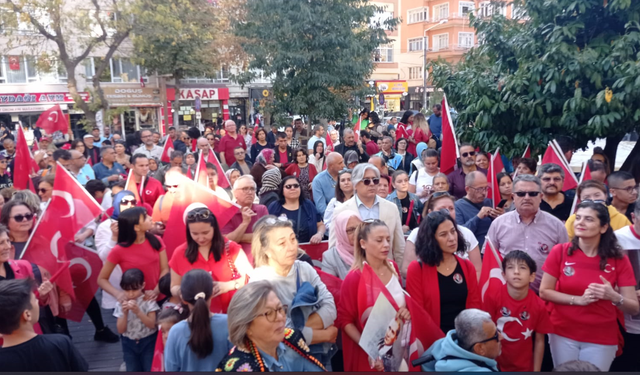 Türk Eğitim-Sen'den 100. yıl yürüyüşü