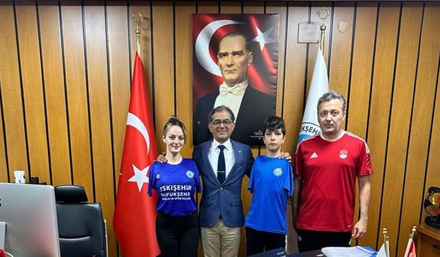 Milli gururlarımız Mısır’da  olimpiyat için yüzecekler