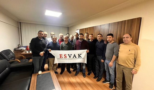 ESVAK’tan 34 öğrenciye burs