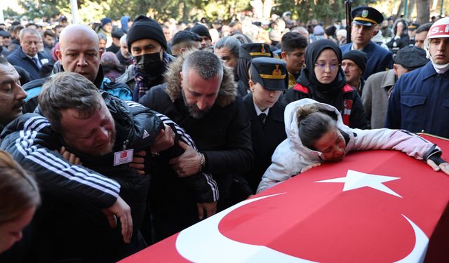 Şehit cenazesinde gözyaşları sel oldu