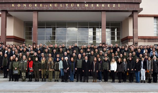 300 kişiye protokol eğitimi