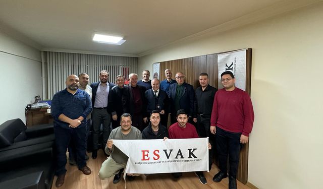 ESVAK’ın konuğu Prof. Dr. Özden oldu