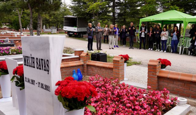 Melih Savaş kabri başında anıldı