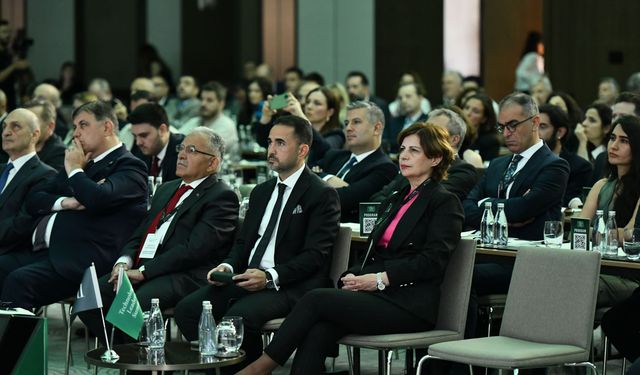 Ünlüce teknoloji liderleri  zirvesine katıldı