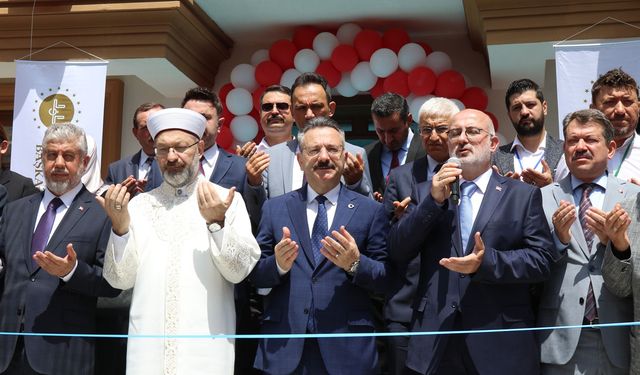 Diyanet İşleri Başkanı Erbaş Eskişehir'de