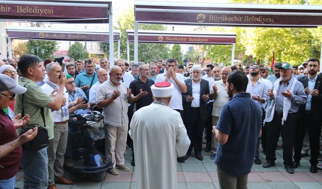 Vatandaşlar Ünlü ve Haniye için toplandı