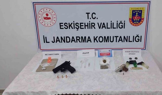 Eskişehir'de Jandarmadan uyuşturucu operasyonları