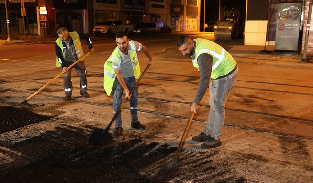 Baksan Köprüsü’nde gece mesaisi