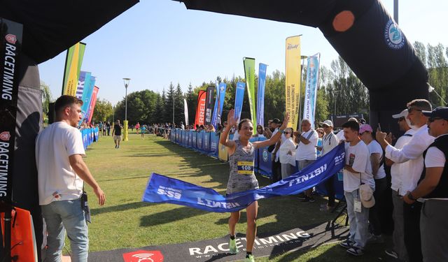 Eskişehir’de yarı maraton heyecanı yaşandı