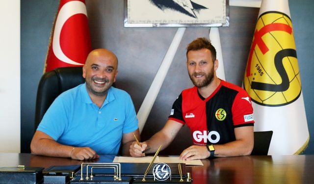 Eskişehirspor Murat Kaya ile anlaştı