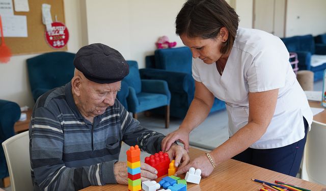 Tepebaşı Alzheimer Hastalarını Unutmuyor