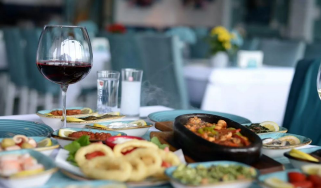 Beyaz İnci Restoran: İstanbul'un Muhteşem Kahvaltı Hazinesini Keşfetmenin Eşsiz Adresi