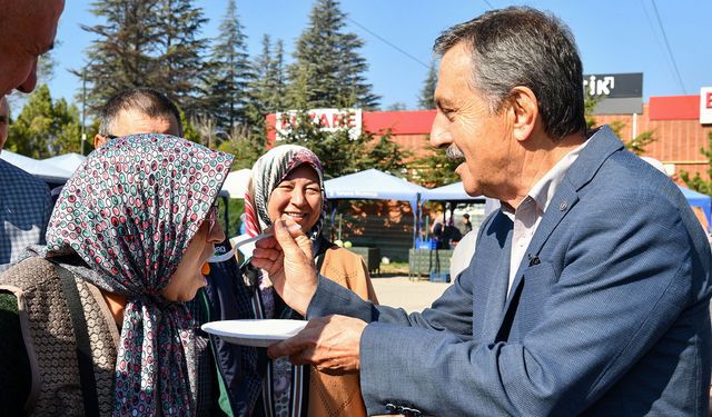 Başkan Ataç kadın üreticilerin gününü kutladı