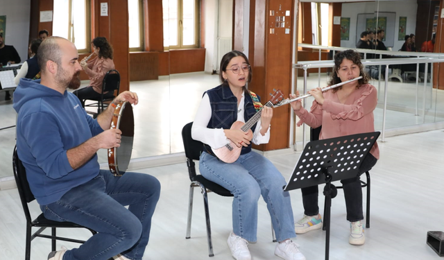 Odunpazarı’nda sokak müzisyenleri seçildi