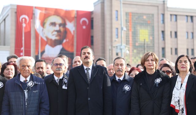 Gazi Mustafa Kemal Atatürk’ü Saygı Ve Özlemle Andık