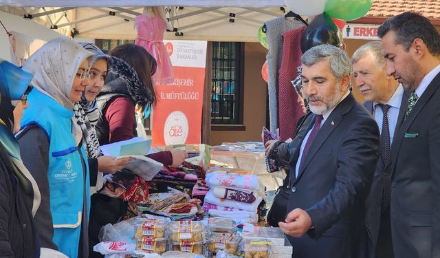 Gazze'ye destek için hayır çarşısı