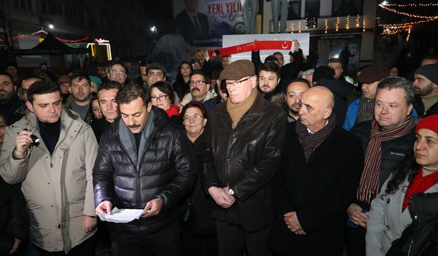 Eskişehirliler Odunpazarı’nda Cumhuriyet Nöbetine başladı