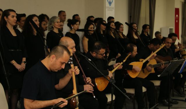 Gençlik korosu Sivrihisar’da sahne aldı