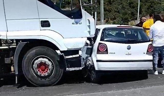 Bilecik’te tır ile otomobil çarpıştı: Yaralılar var