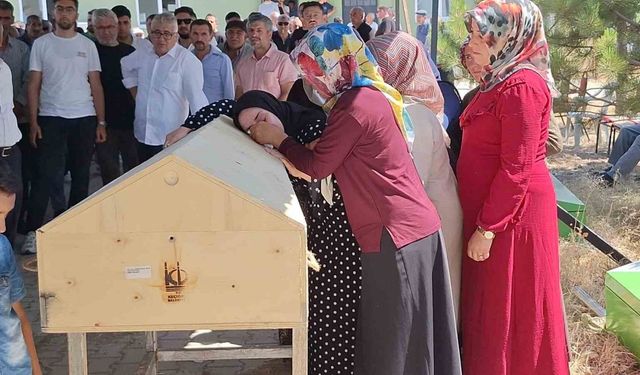 Babaanne, oğlu ve torunu yanarak can verdi