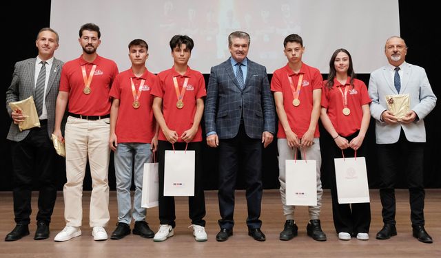 EOSB'de Teknofest Türkiye birincilerine ödül