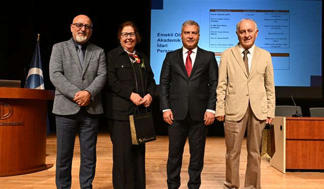 Üniversite olarak bizim ilk ve öncelikli vazifemiz eğitimdir