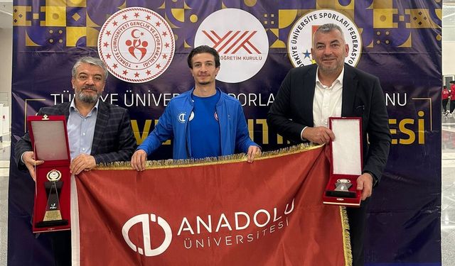 Anadolu Üniversitesi TÜSF tarafından ödüle layık görüldü