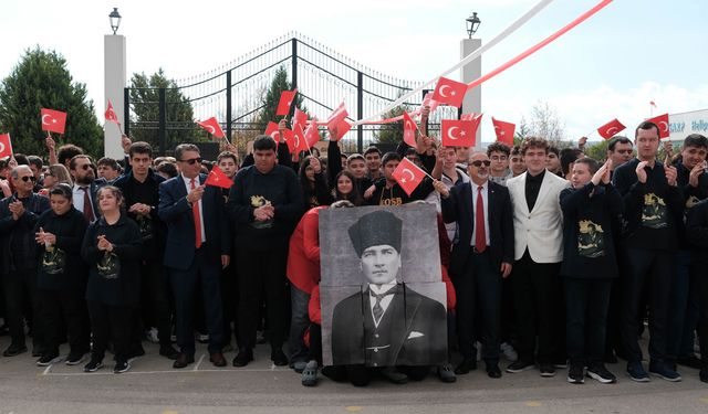 OSB’de cumhuriyetin 102. yılı coşkuyla kutlandı