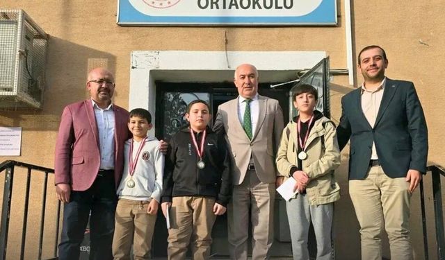Emirdağ Atatürk Ortaokulu'nda 'Satranç Turnuvası' sona erdi
