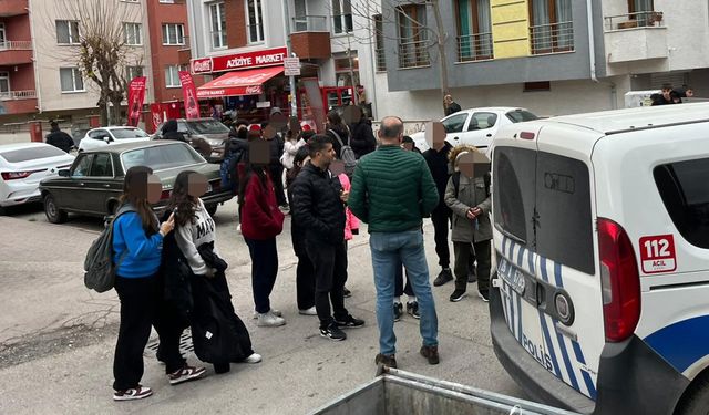 12 yaşındaki çocuk okul çıkışında bıçaklandı