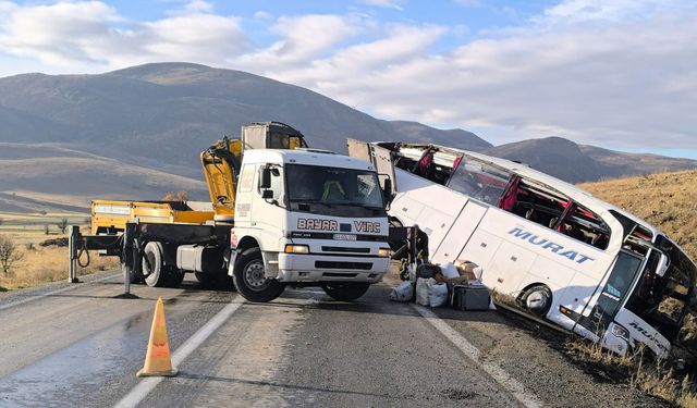 Afyonkarahisar'daki kazada 2 kişi hayatını kaybetti