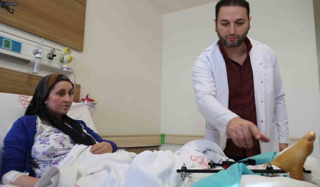 Fabrika işçisinin parçalanan bacakları ampute edilmekten kurtarıldı