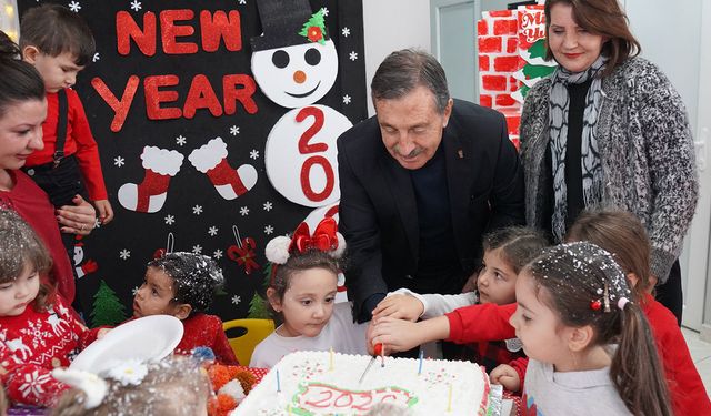 Başkan Ataç Ve Minikler Yeni Yılı Birlikte Kutladı